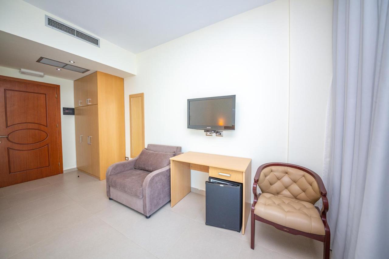Hotel Borshi 외부 사진