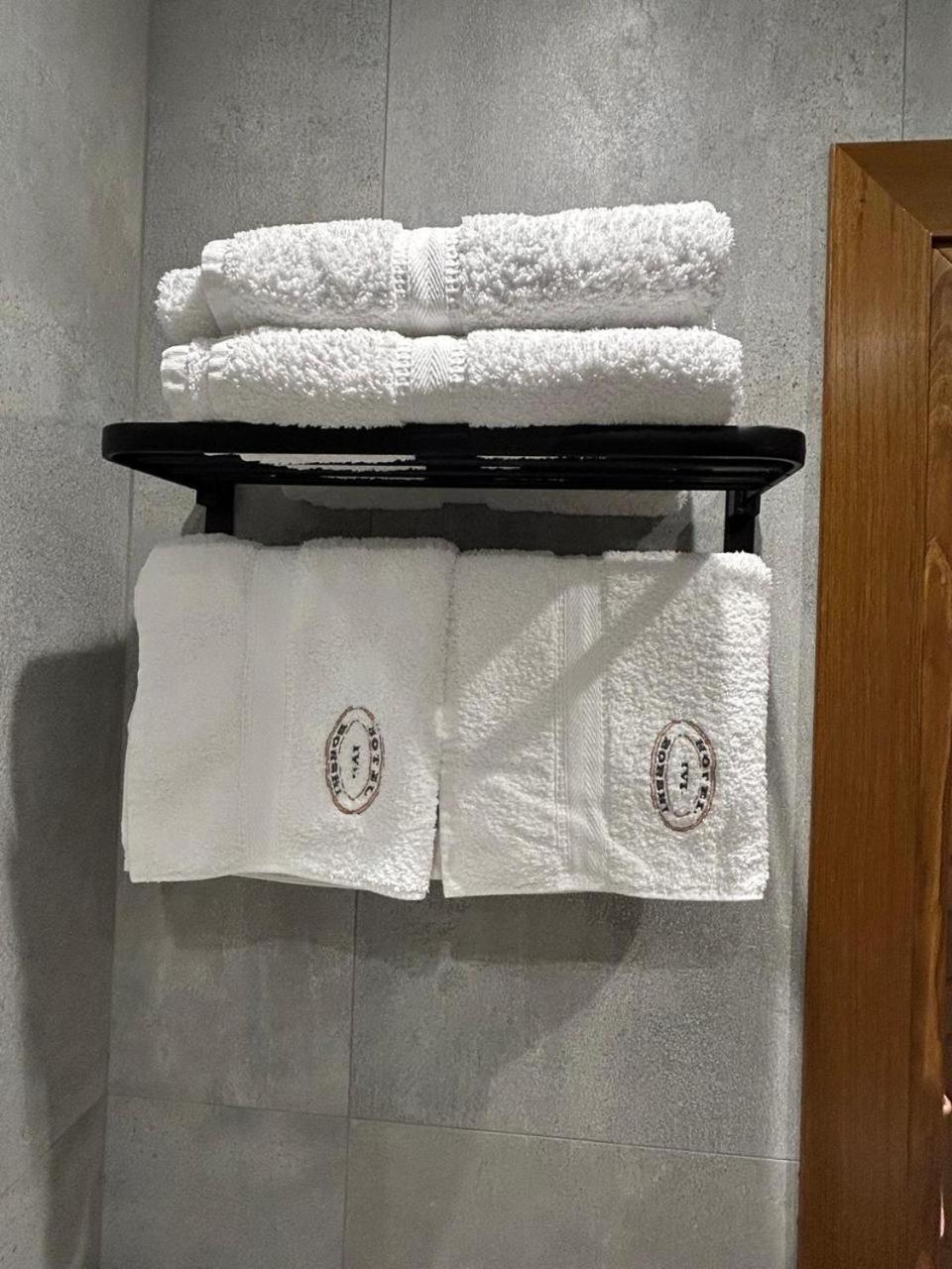Hotel Borshi 외부 사진