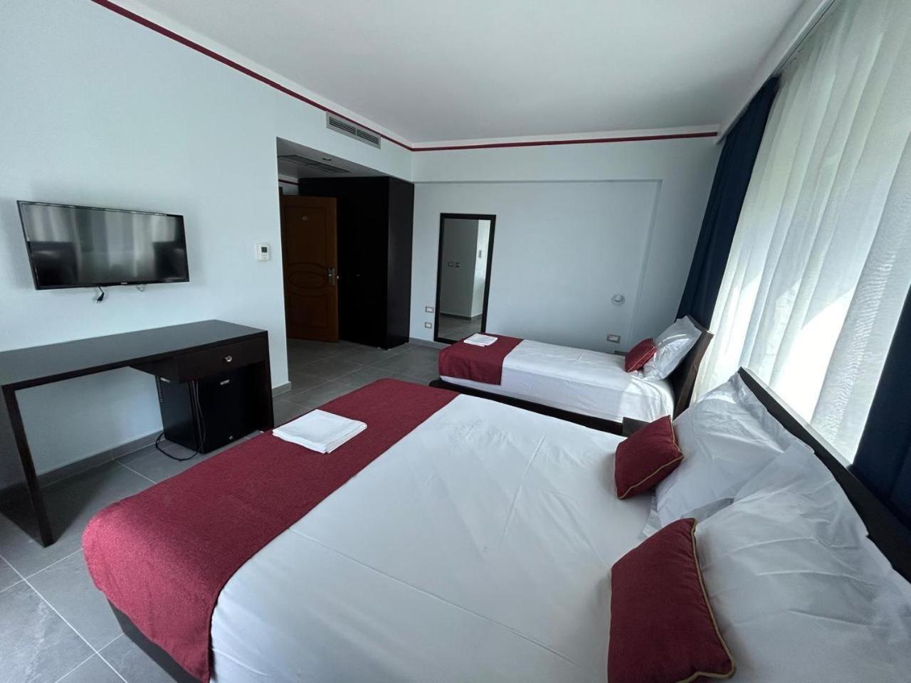 Hotel Borshi 외부 사진