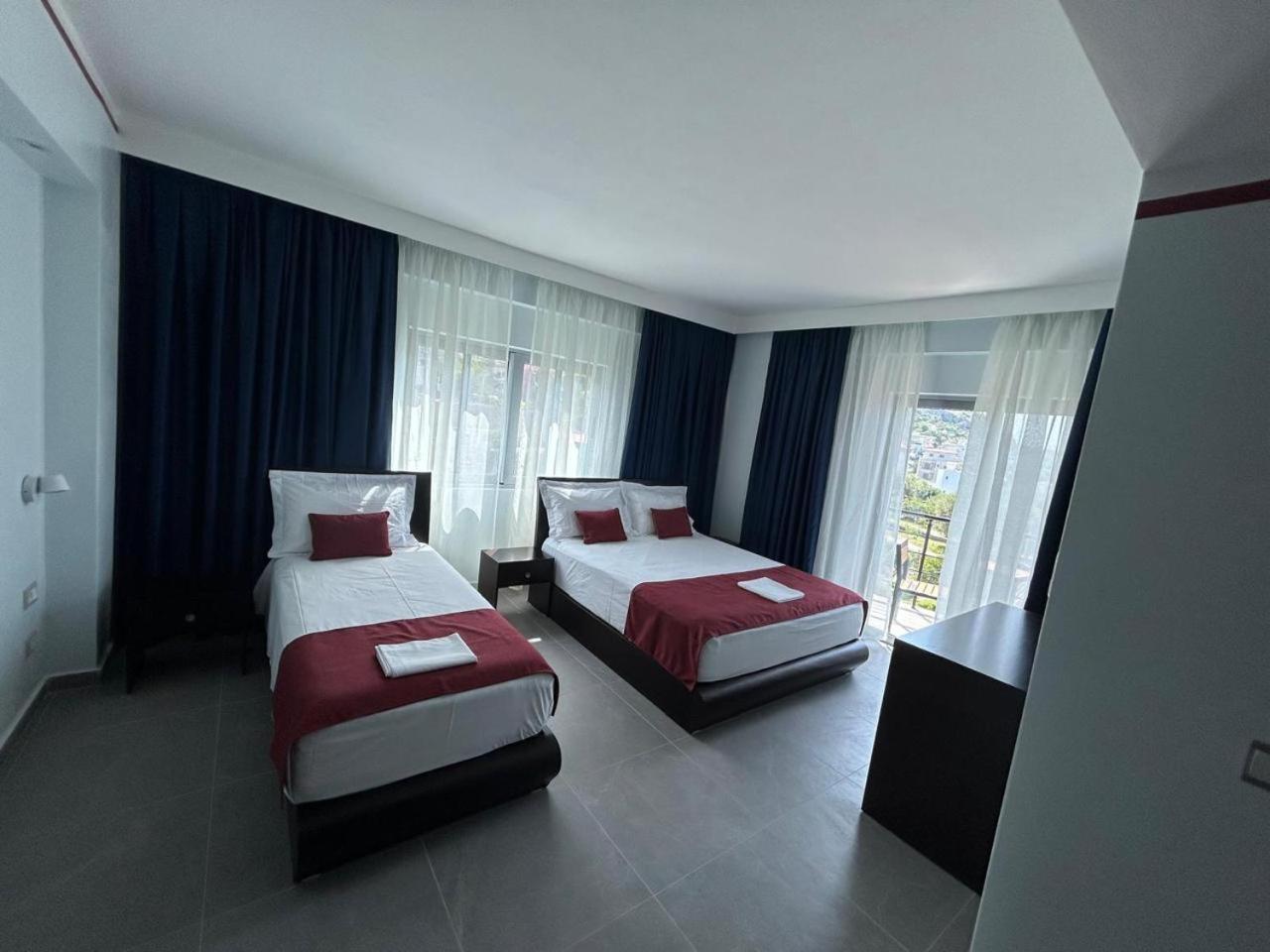 Hotel Borshi 외부 사진