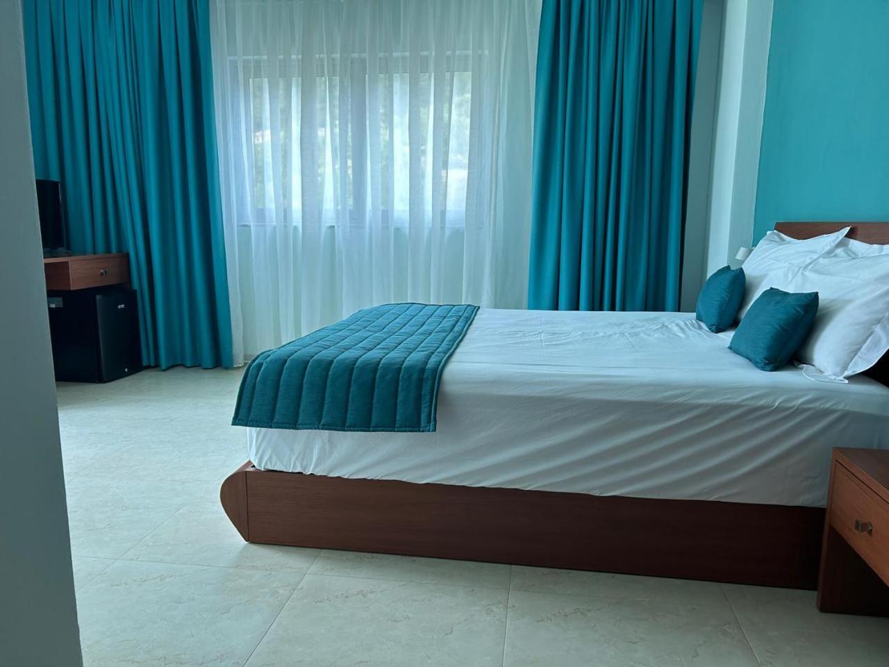 Hotel Borshi 외부 사진